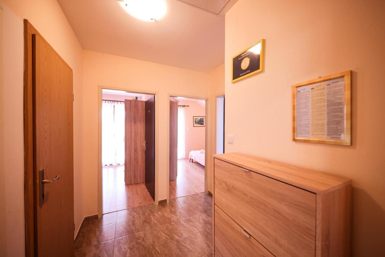 Apartment Ruza ซูโกชัน ภายนอก รูปภาพ