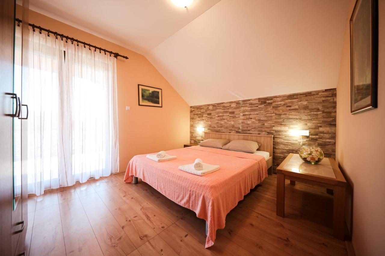 Apartment Ruza ซูโกชัน ภายนอก รูปภาพ